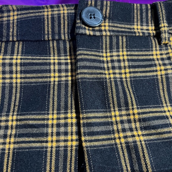 Plaid Skirt - Picture 7 of 8